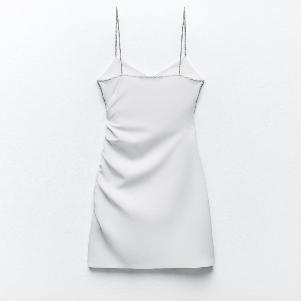 🆕#174 Zara White SHINY STRAPPY MINI DRESS
Rhinestone straps, Size Medium NWT - Picture 9 of 16